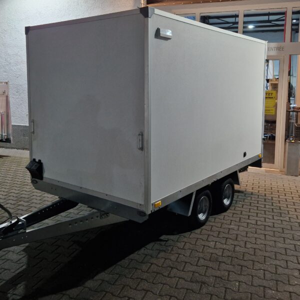 Kargo Koffer Hochlader FC2730HTD 305x180x180cm Stützen 10″ (M) 2700kg 100km/H Modell 2026