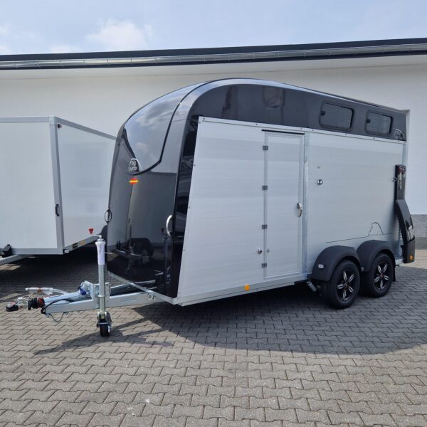 Böckmann Big Portax blackline Alufelgen Zwischentür Kamera WCF 2700kg Großpferde